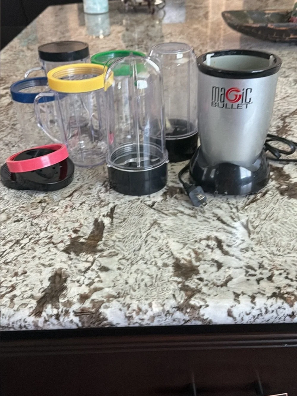 Compact Blender Base with Colorful Cups - Silver